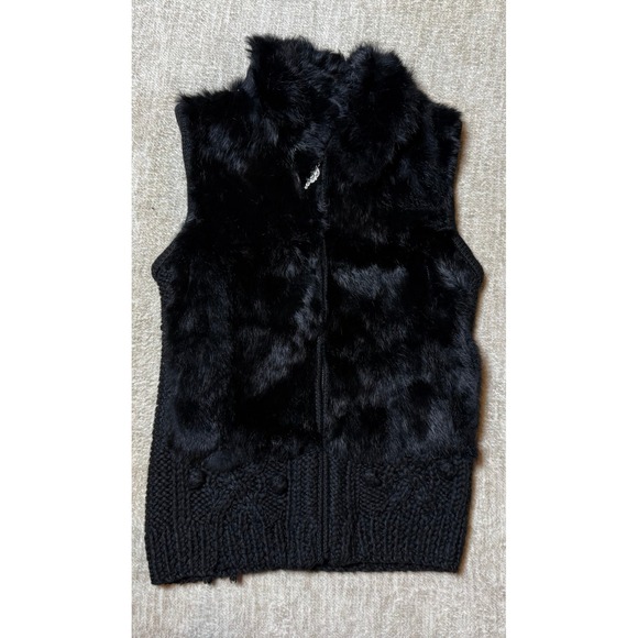 Luwest by‎ Miss Me Fur Vest Knit Trim Embellished Clasp Closure Black - Picture 1 of 9